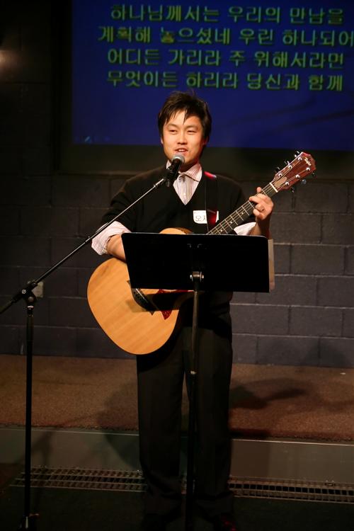 IMG_0906 (Custom).jpg